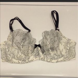 Victoria’s Secret 38D very sexy